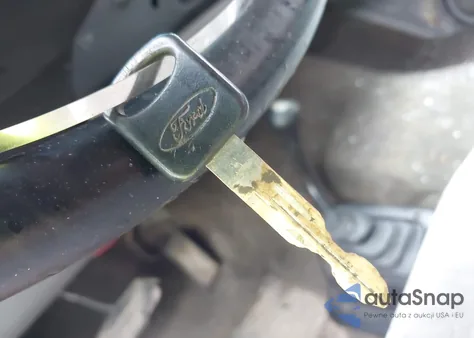 1997 Ford F250 из США, поврежденный, VIN 1FTHX26F2VEC42515